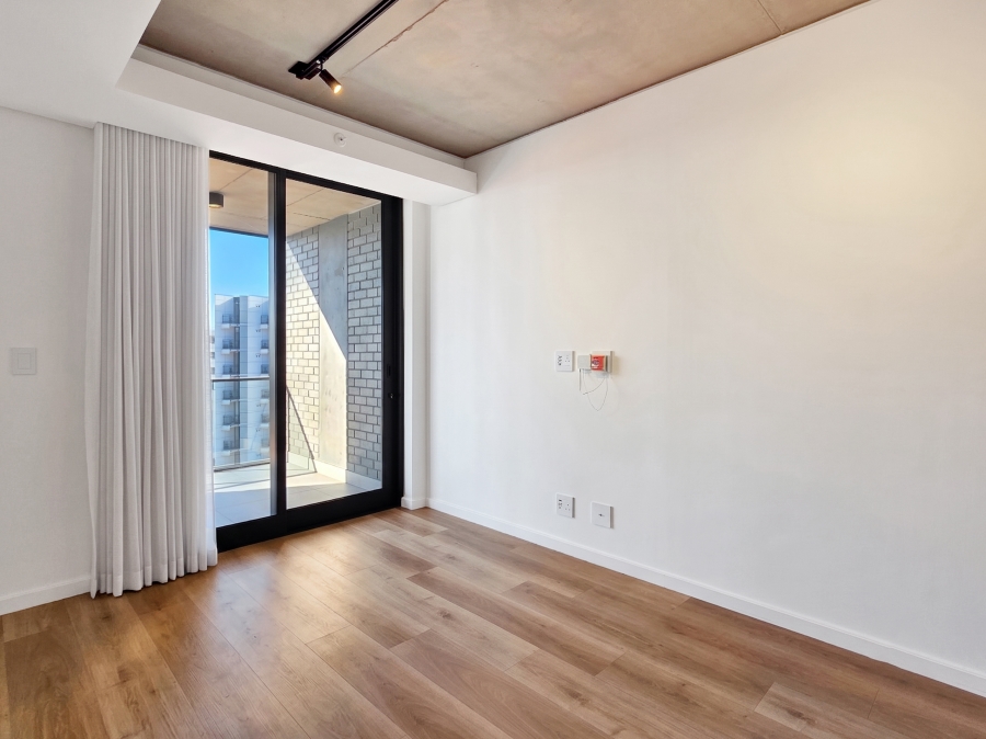 2 Bedroom Property for Sale in Sea Point Western Cape